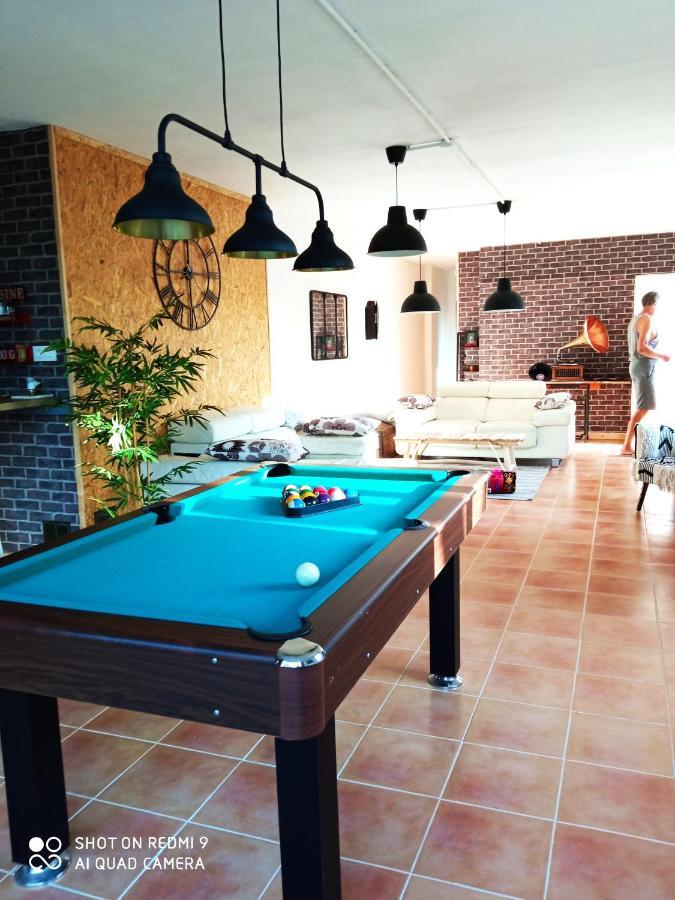 Las Palmeras Alberic Exterior photo
