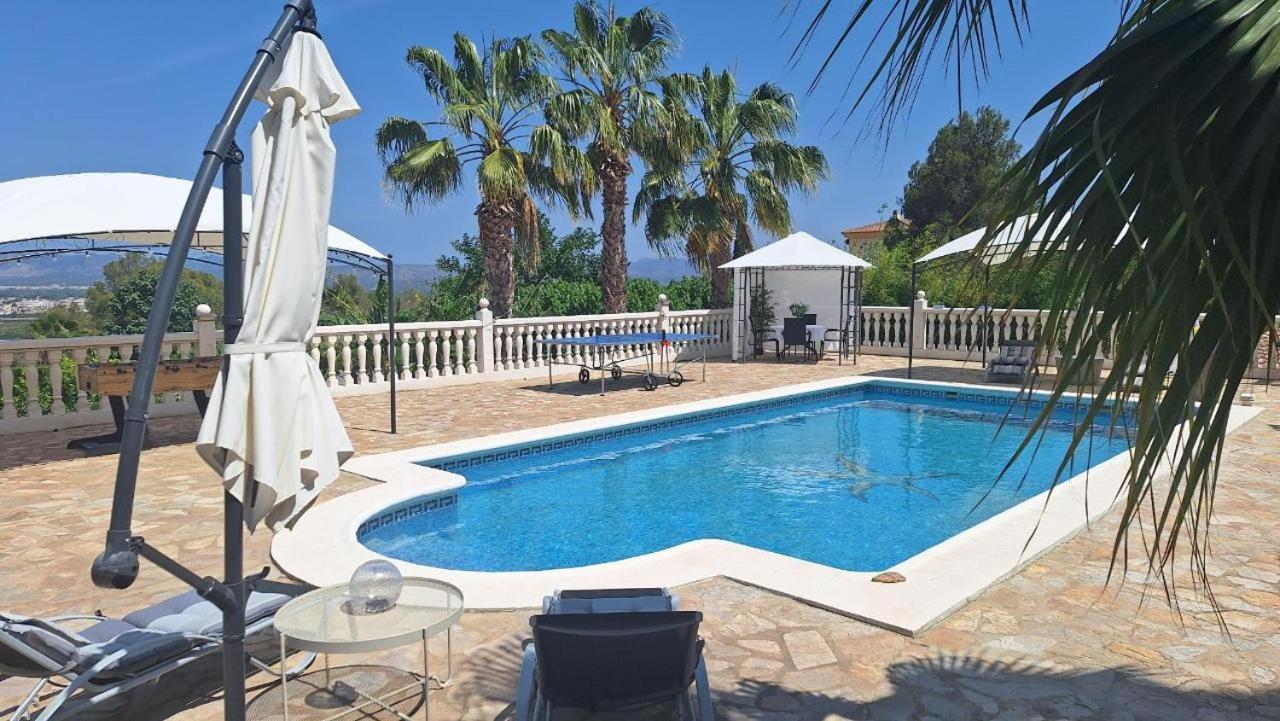 Las Palmeras Alberic Exterior photo