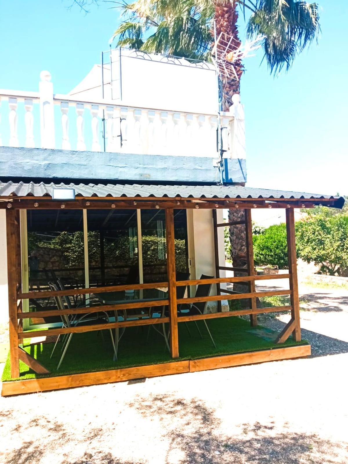 Las Palmeras Alberic Exterior photo